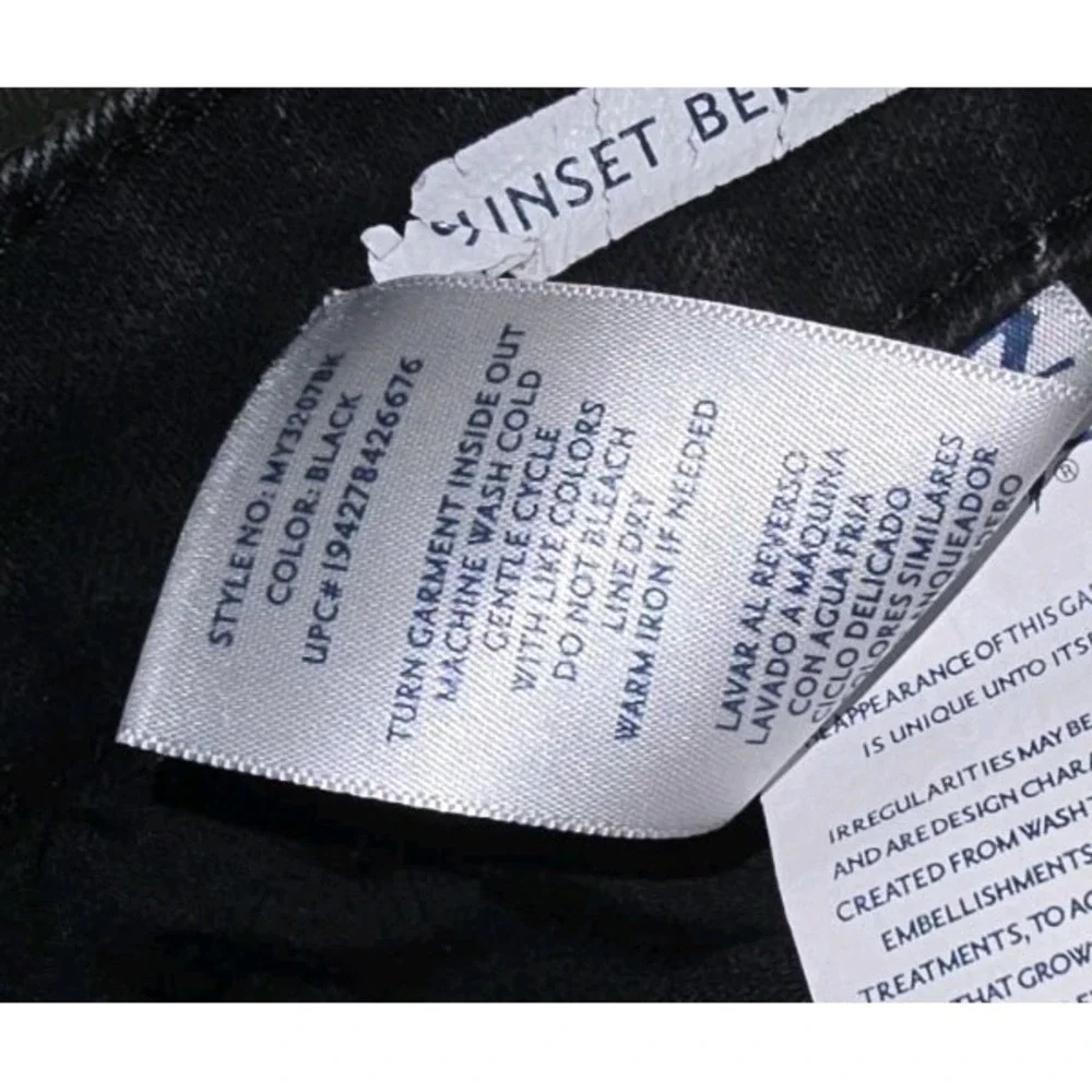 Seven7 Women's Size 8 Black Bermuda Stretch Denim Jean‎ Shorts 32x10 Outdoor (2)
